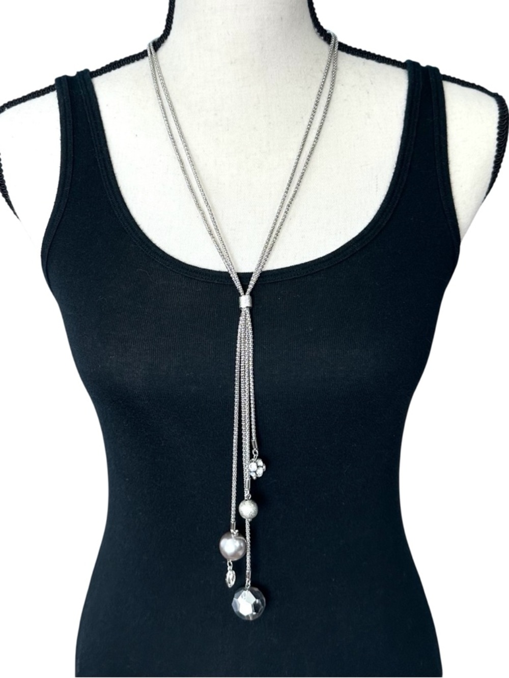🤍Lia Sophia Silver Tone Long Lariat Necklace